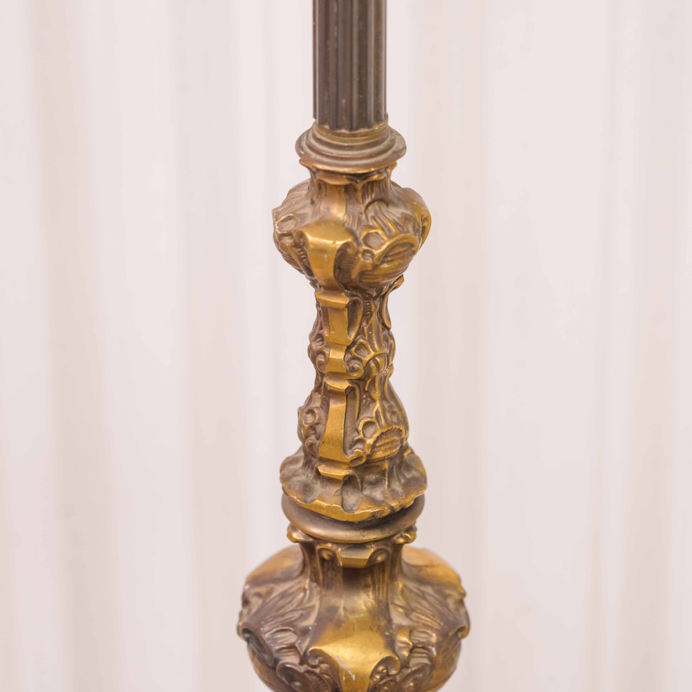 Торшер в классическом стиле