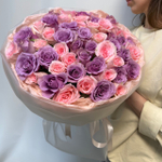 Букет из розо- сиреневых роз 40 см - 51 шт в упаковке