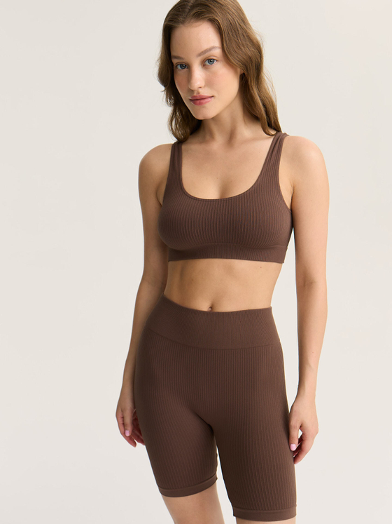 Бесшовные укороченные велосипедки в рубчик