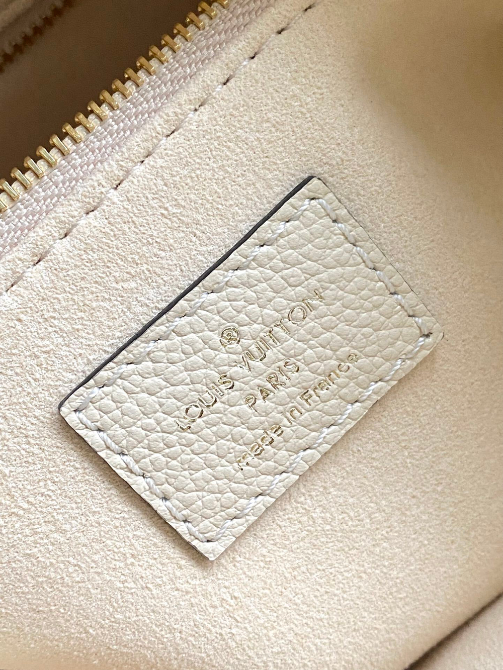 Louis Vuitton Onthego PM