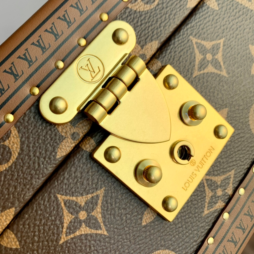 Louis Vuitton Coffret Tresor 24