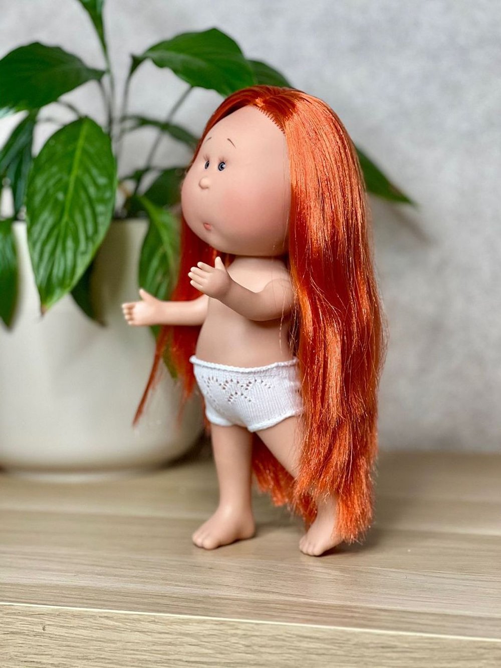 Кукла Nines виниловая 30см MIA без одежды (3000W50)