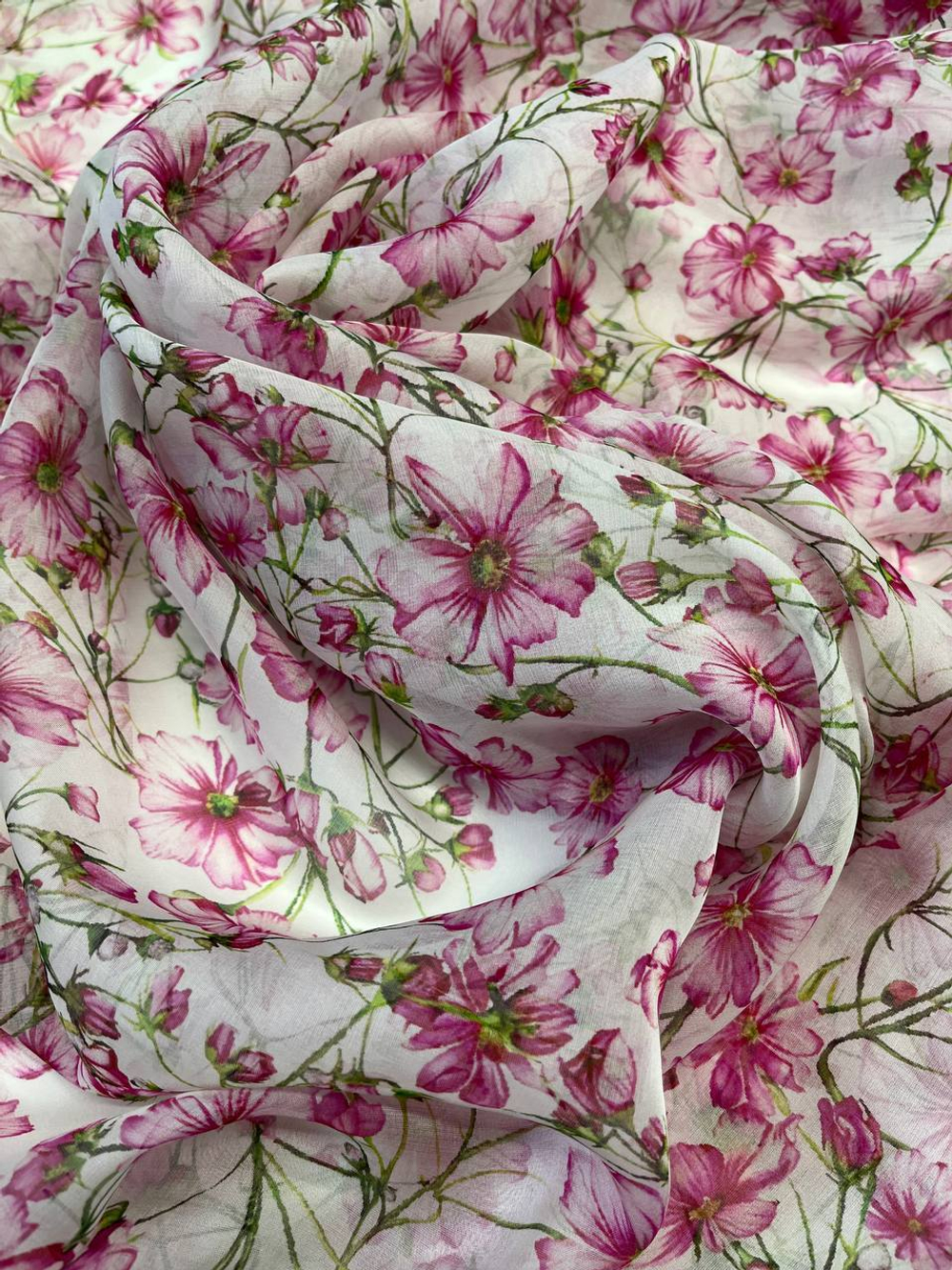 Шелк шифон Gucci белый с розовыми космеями