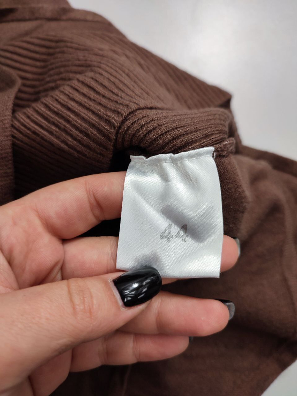 Джемпер La Reine Blanche красивый 44 размер