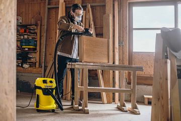 Господарський пилосос Karcher WD 3 P V-17/4/20 (WD 3 P) 1.628-170.0
