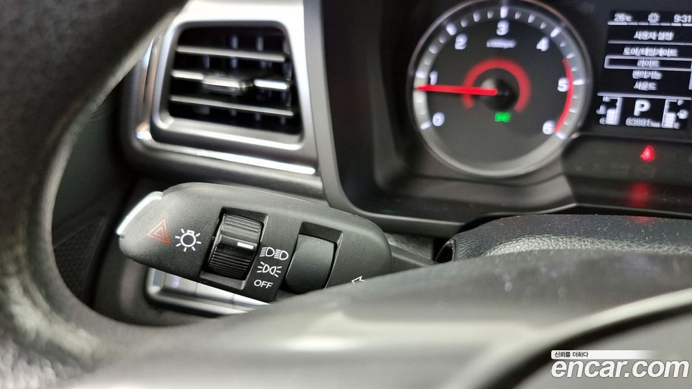 KG Mobility (Ssangyong) Very New Tivoli Дизель 1.6 2WD (12.2019)