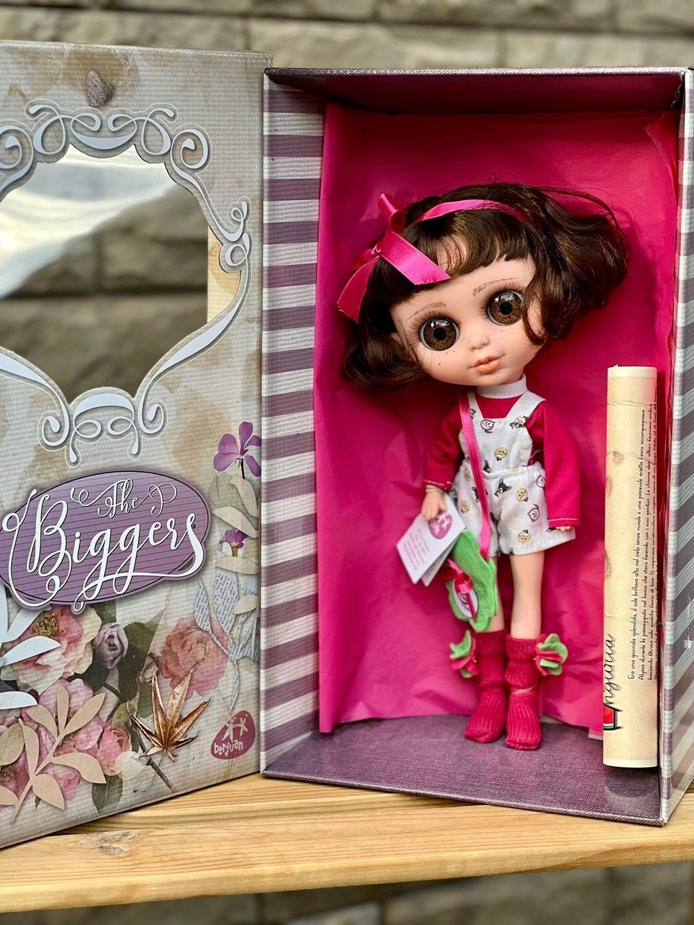 Кукла BERJUAN виниловая 32см BIGGERS Alyssa Peto (24204)