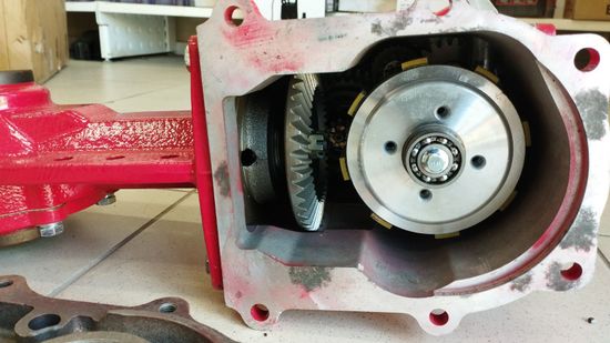 Редуктор в сборе с коробкой передач Brait BR-135GES, BR-135GDS (с фланцем)