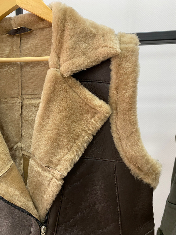 Жилет из натуральной овчины. Косуха, 62-64 Размер