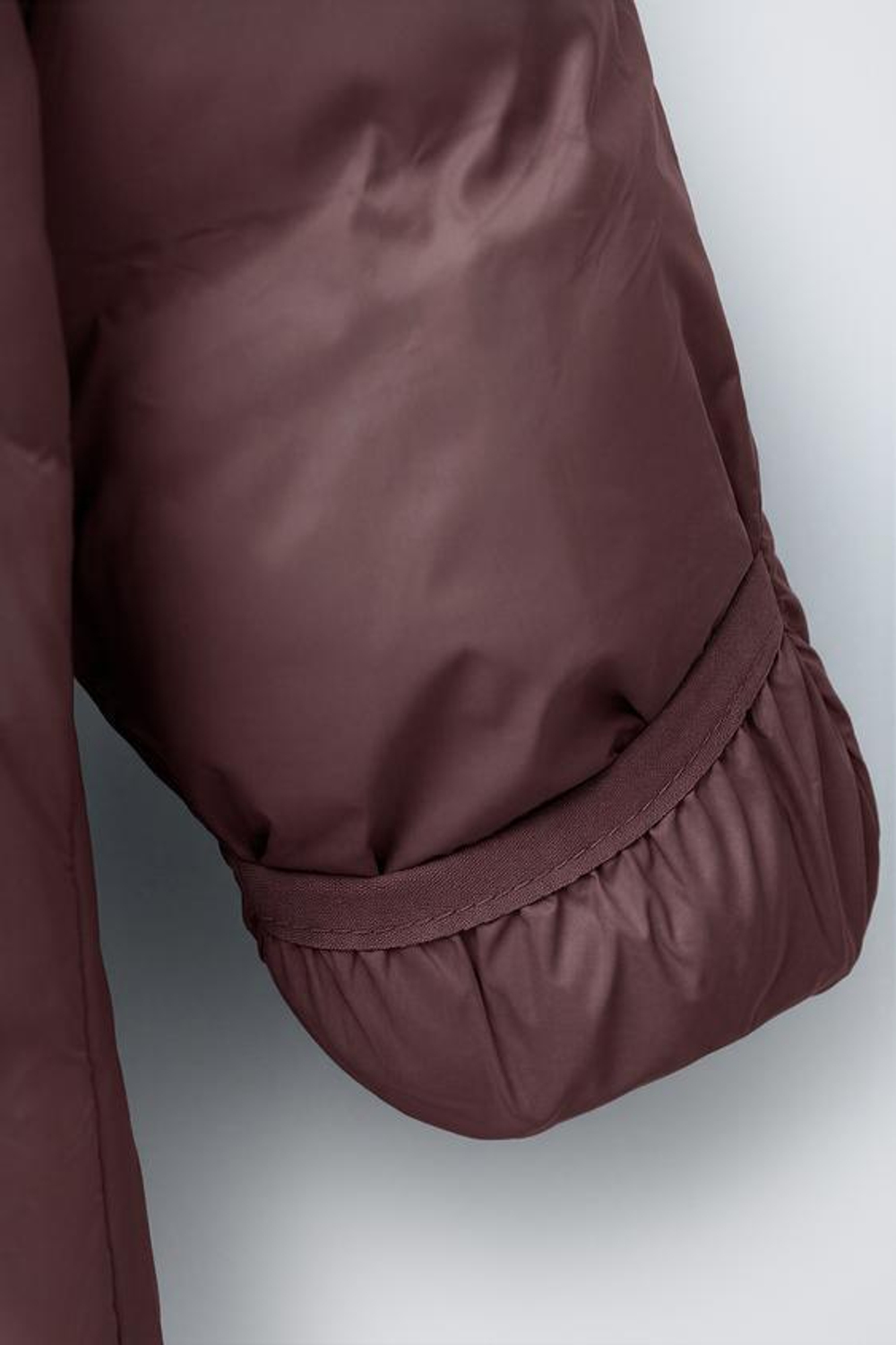 ZARA НЕЙЛОНОВЫЙ КОМБИНЕЗОН С КОНВЕРТИРУЕМЫМИ НОЖКАМИ, БАКЛАЖАННЫЙ