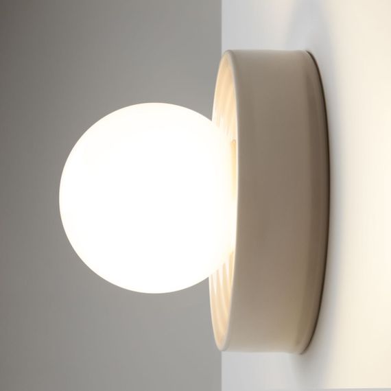 Бра Maytoni Modern MOD403WL-01BG1