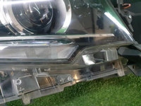 Фара правая Toyota Land Cruiser Prado 150 (2017-н.в.) LED