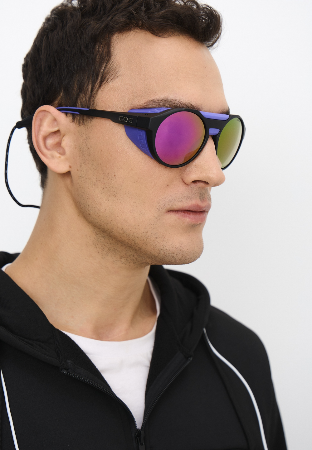 Спортивные очки GOG Manaslu / Matt Black-Purple / Photochromic Purple Lens