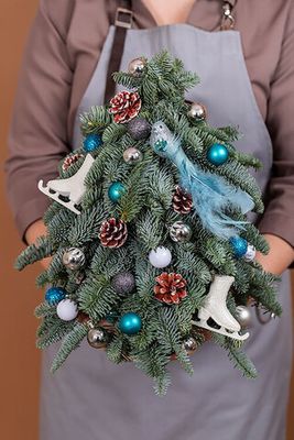 Елка из лапника "Морозное утро"