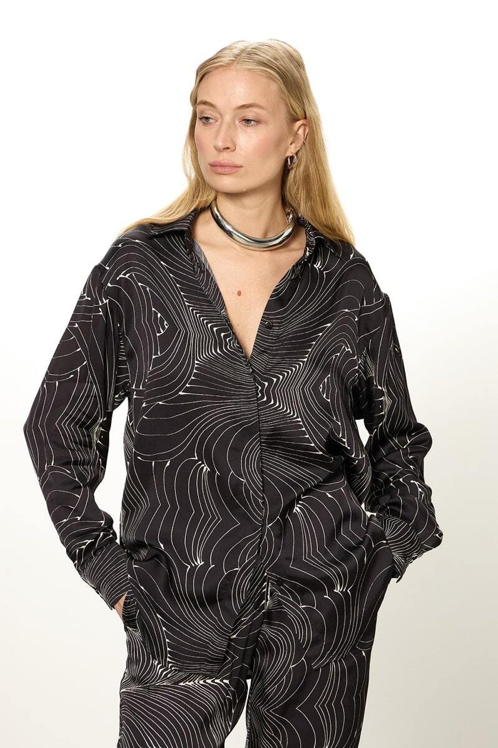 Комплект рубашка Хельсинки и брюки палаццо черно-белый принт вискоза