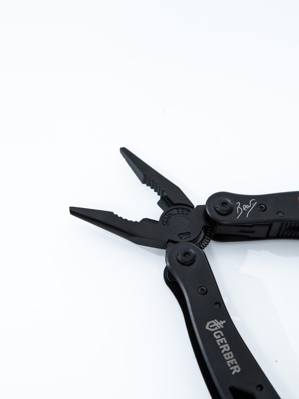 Мультитул многофукциональный Gerber  с набором бит ,сталь 420, рукоять металл