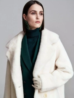 Шуба женская из овечьей шерсти чебурашка тедди, жемчужное, SilverFox