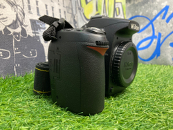 Nikon D90 15.500 кадров