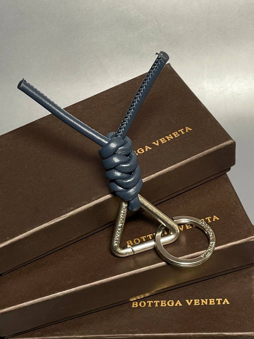 Брелок Bottega Veneta