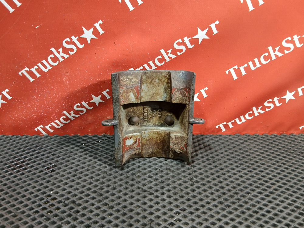 Проставка стремянки задняя правая