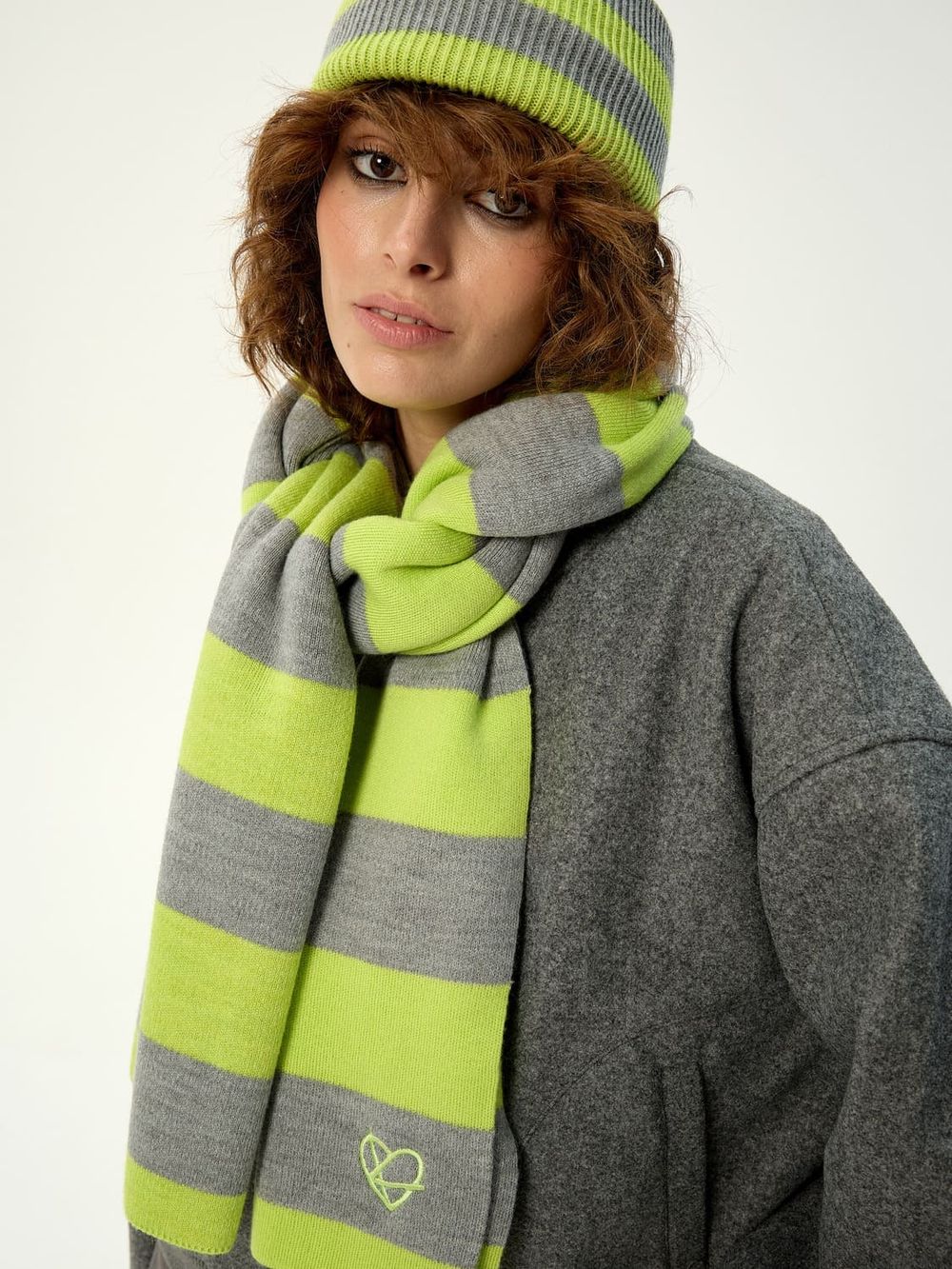 Купить Шарф Kraizy Stripes в полоску серый / лимон Шарф Kraizy Stripes в полоску серый / лимон