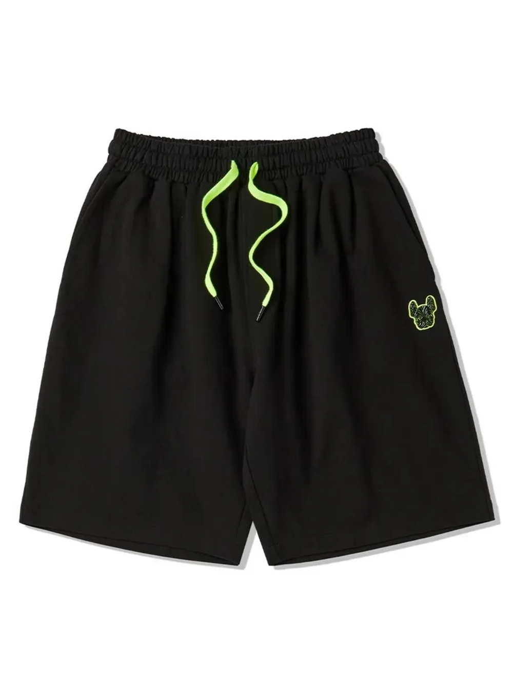 Шорты с высокий посадкой и неоновыми шнурками