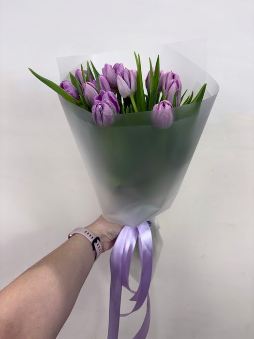 Букет из пионовидных тюльпанов "Кикстарт" (в упаковке)