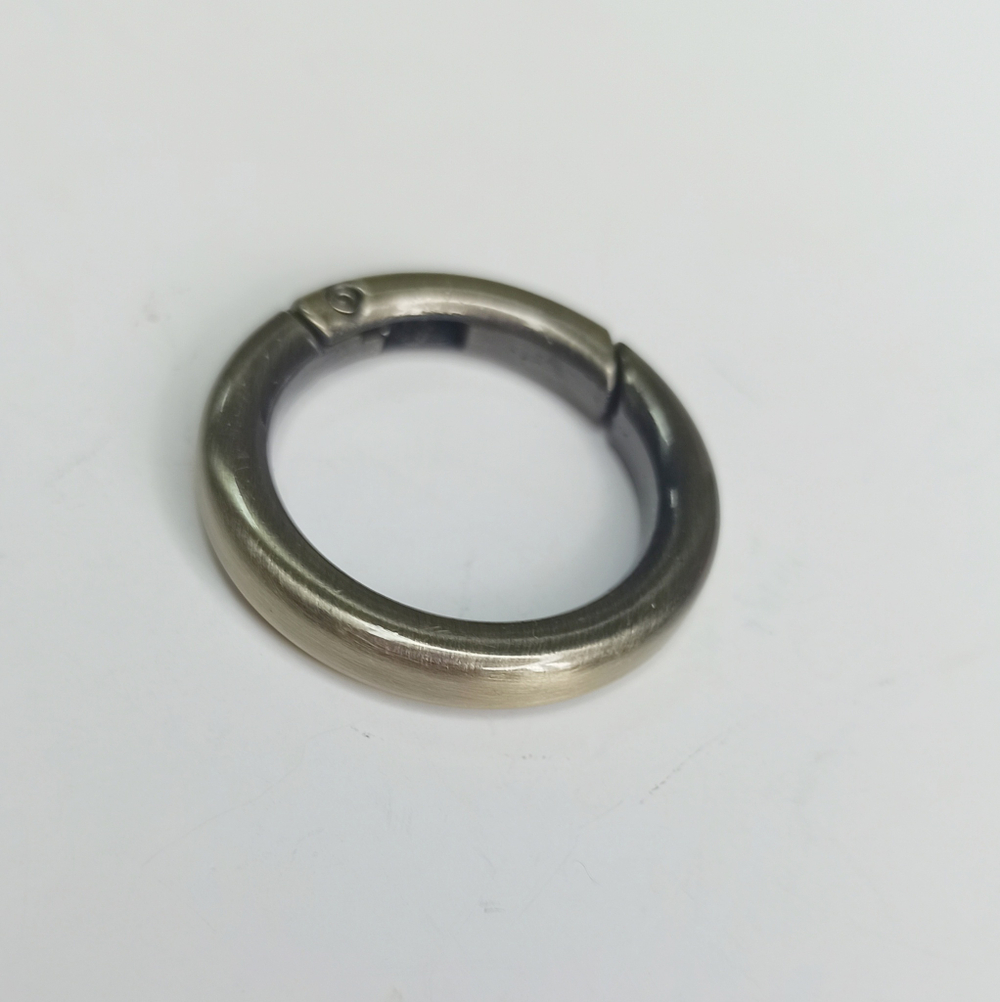 Кольцо-карабин 25 мм