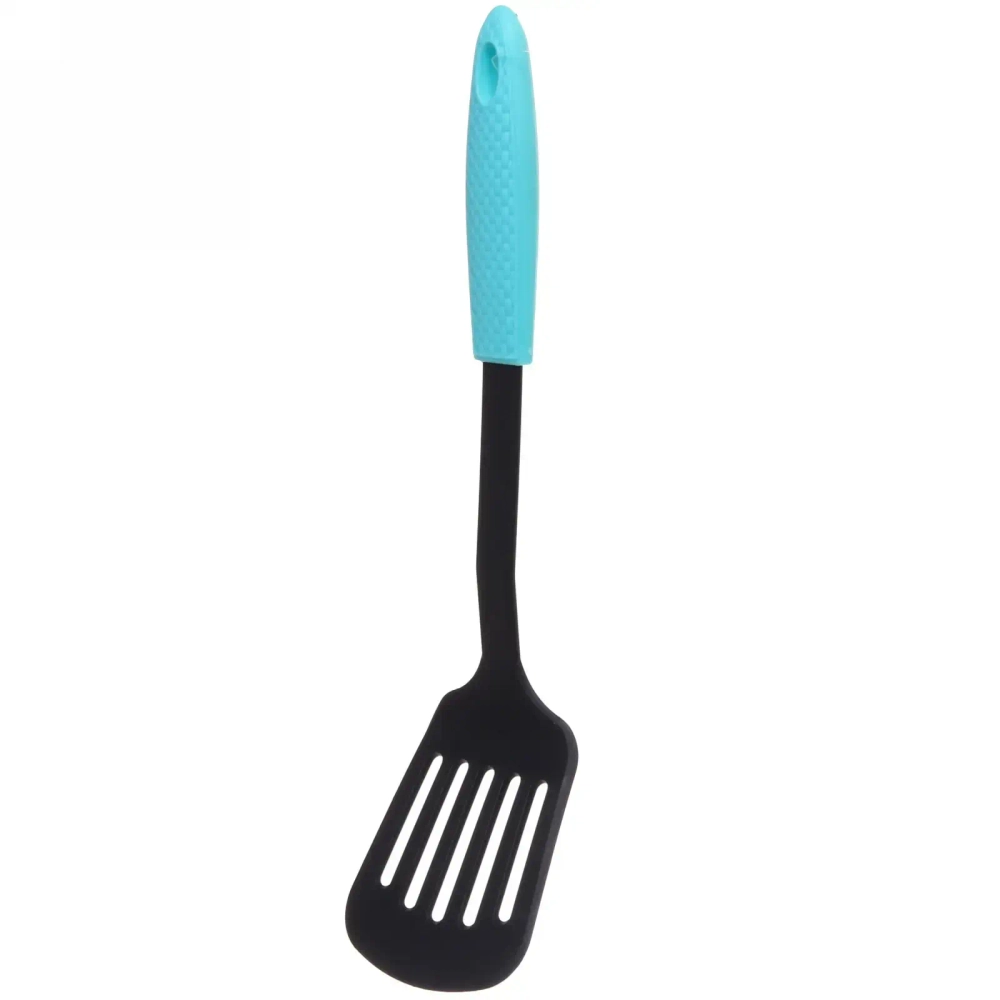 Лопатка кухонная пластиковая с прорезями «Гурман» узкая