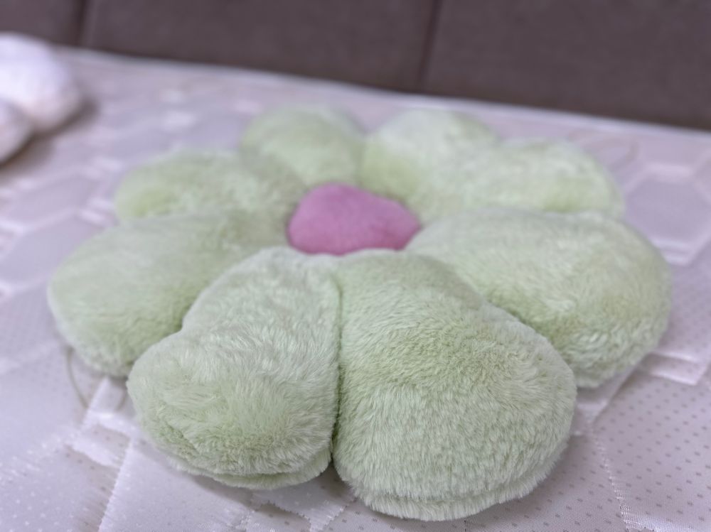 Подушка Декор РОМАШКА ПЛЮШ