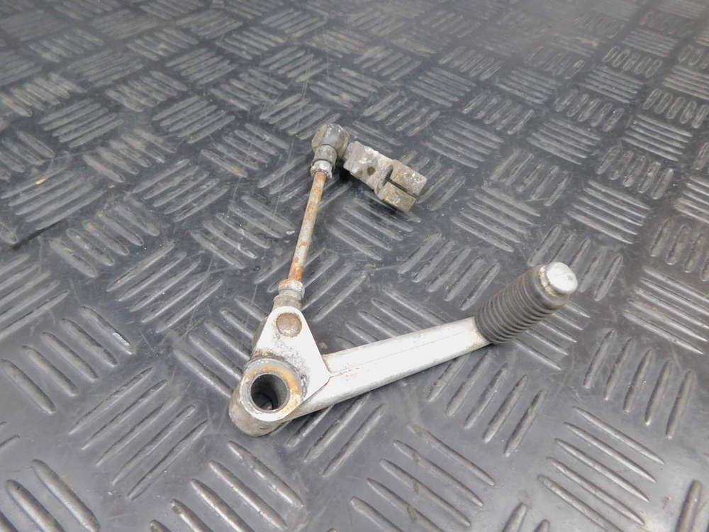 Лапка КПП Kawasaki ZZR 400 98 052991