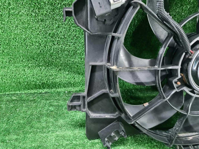 Диффузор с вентилятором Hyundai Solaris 1 (2010-2017)