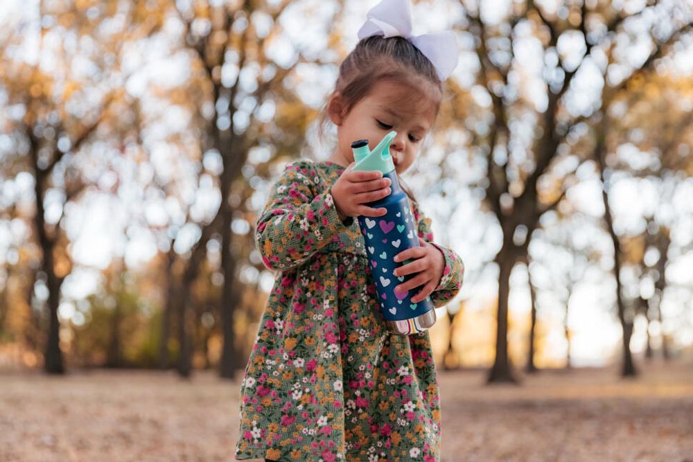 Детская термобутылка Klean Kanteen Insulated Kid Classic Narrow 12oz (355 мл) Navy Hearts