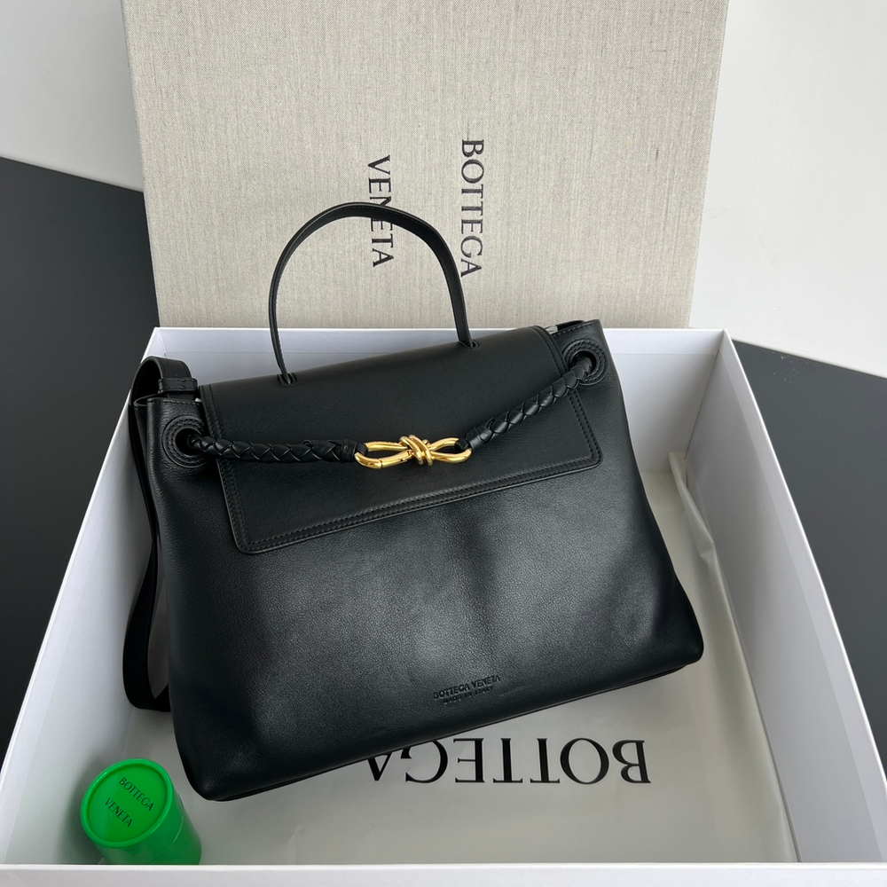 Bottega Veneta Ciao Ciao Medium 34 cm