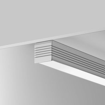 Алюминиевый профиль накладной 2м 631008 ALM-3535AT-S-2M серебро Led strip Maytoni