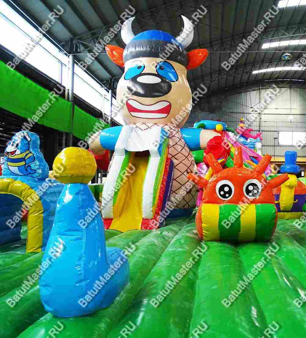 Коммерческий надувной батут "На страже добра 2" 30*9*7 м