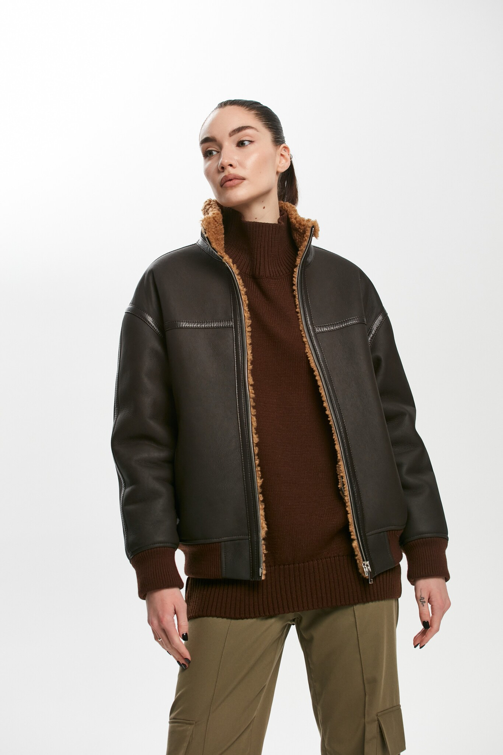 Дубленка бомбер