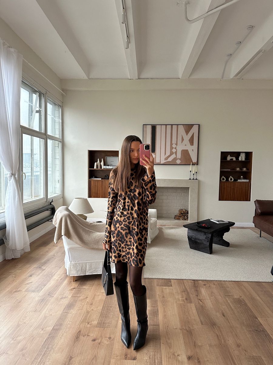 Платье из шелка косого кроя мини лео