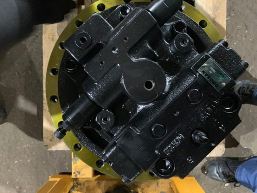 Редуктор хода Hyundai R330-LC-9 с мотором