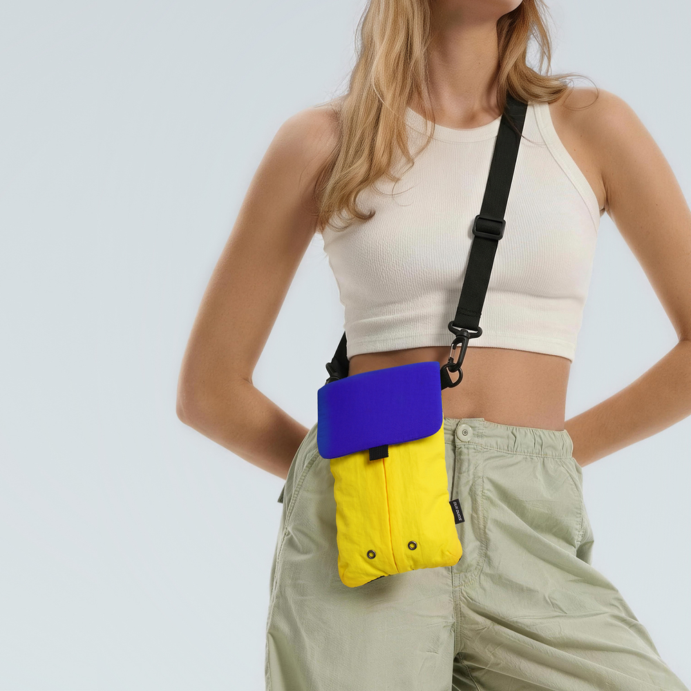 Легкая водоотталкивающая сумка через плечо сине-желтого цвета, серия FLEX Series Nylon от Dux Ducis