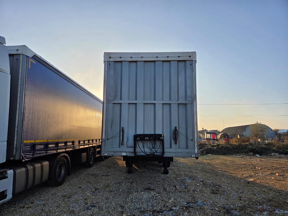 Ставропольский завод Автоприцепов 9253* Полуприцеп шторный 925313