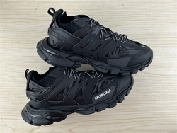 Balenciaga Track Sneaker 736330-W3SKC-0102