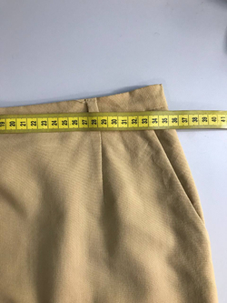 Юбка обтягивающая, визуально на 42 размер