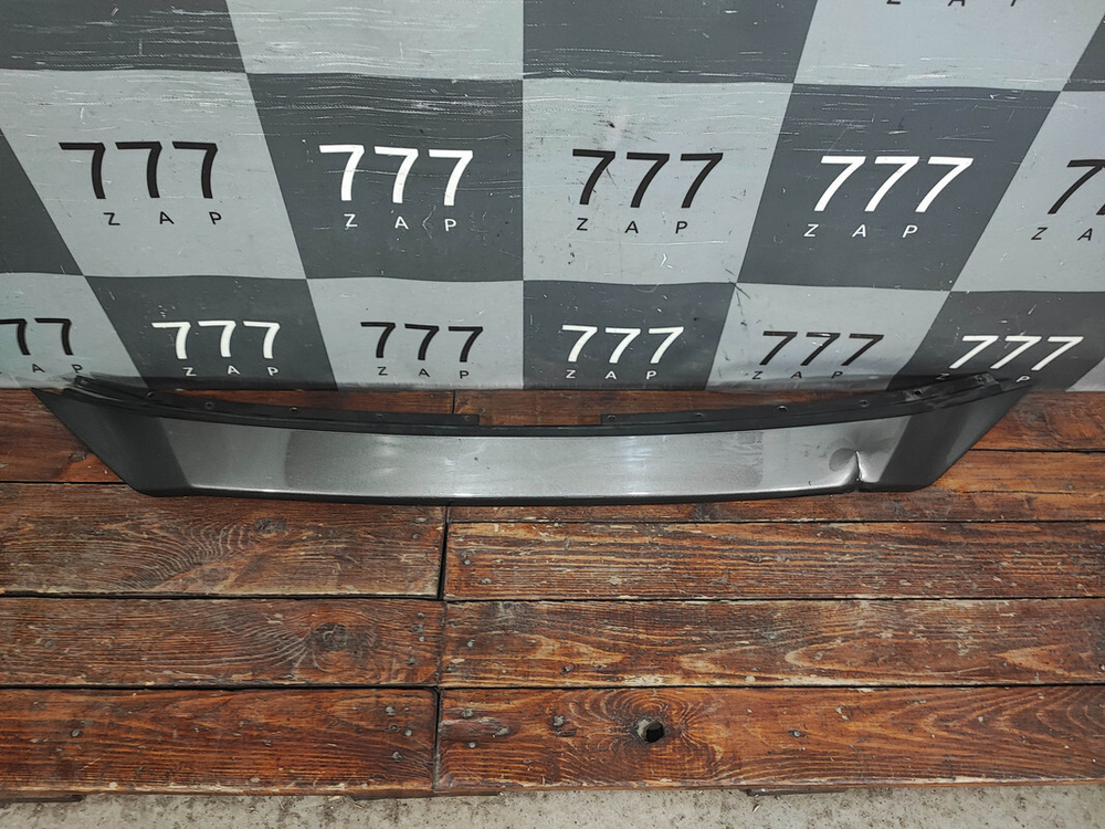 Накладка решетки радиатора Mazda CX-5 2 (KF) 17-нв Б/У Оригинал KB8A507E1