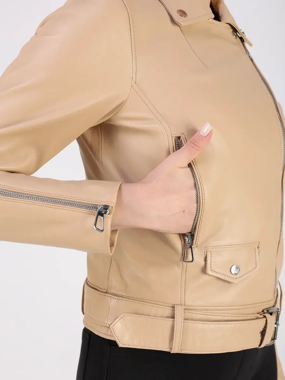 Кожаная куртка демисезонная косуха