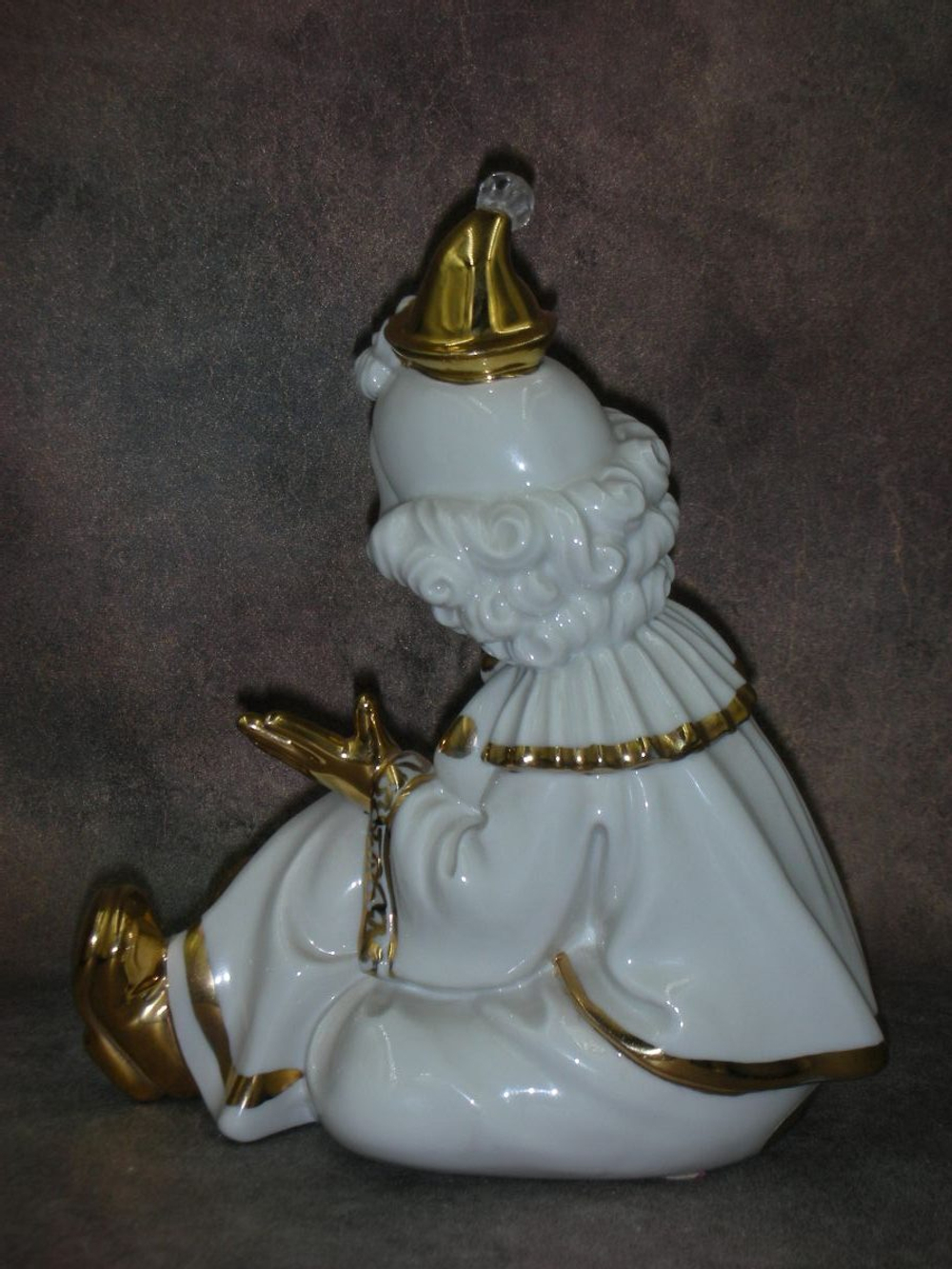 Статуэтка. Фарфор. Клоун с шаром, кристаллами Сваровски. Capodimonte. Италия