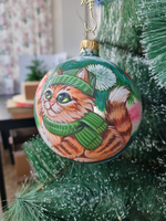 Шар стеклянный  "котик на ёлке" ручная роспись