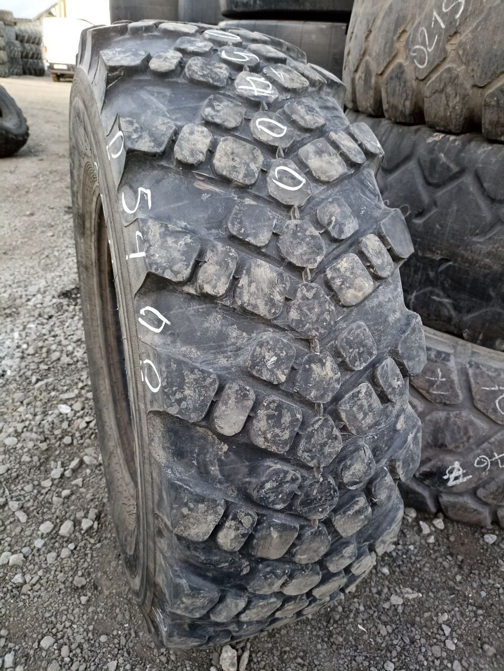425/85R21 Kama 1260 шина б/у