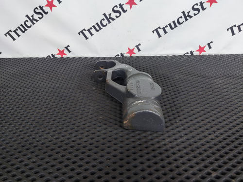 Кронштейн амортизатора переднего левого 2016г