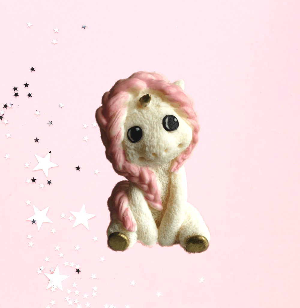 Шоколадная фигурка Единорожка с косой